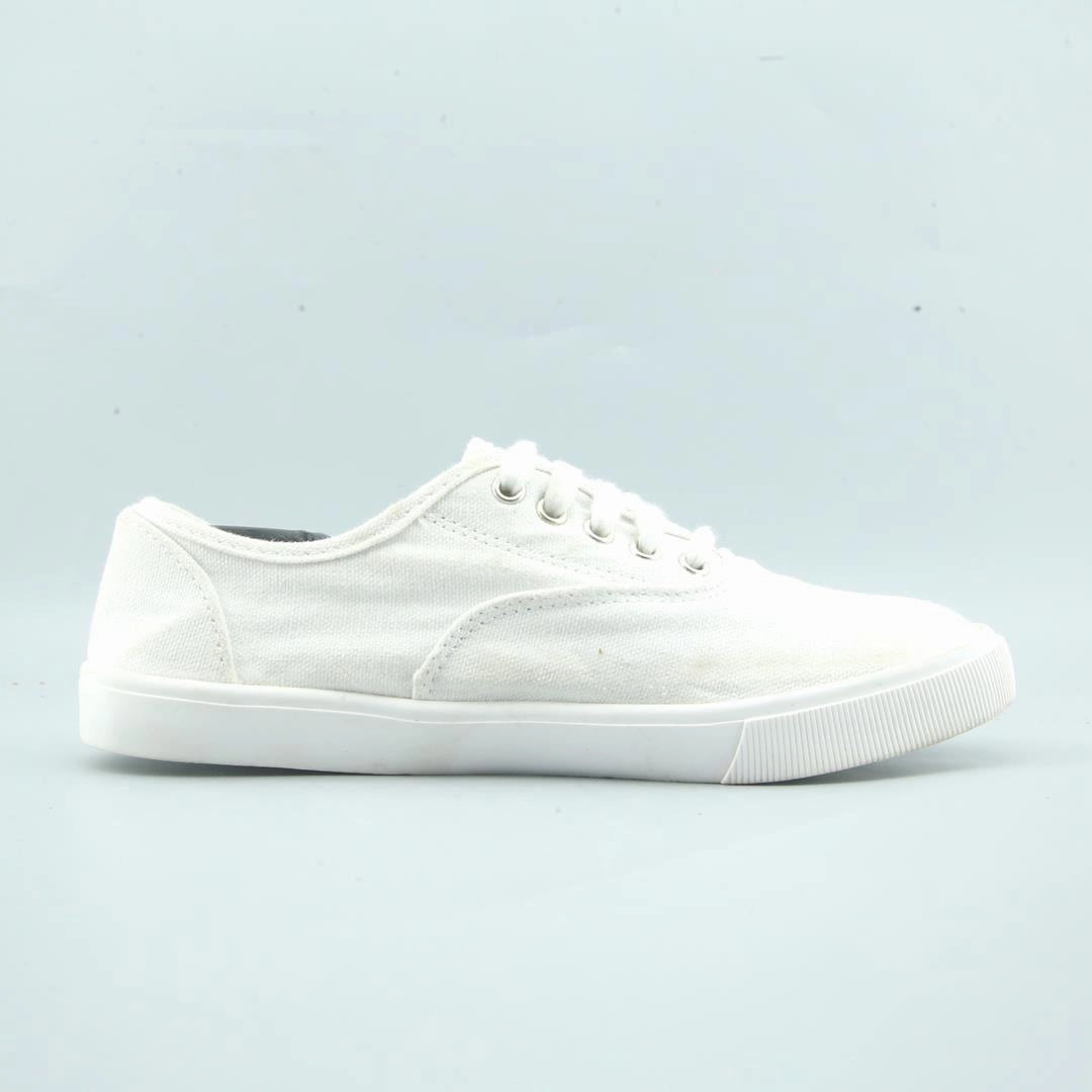 TIME AND TRU MEMORY FOAM Time And Tru casual shoe looks