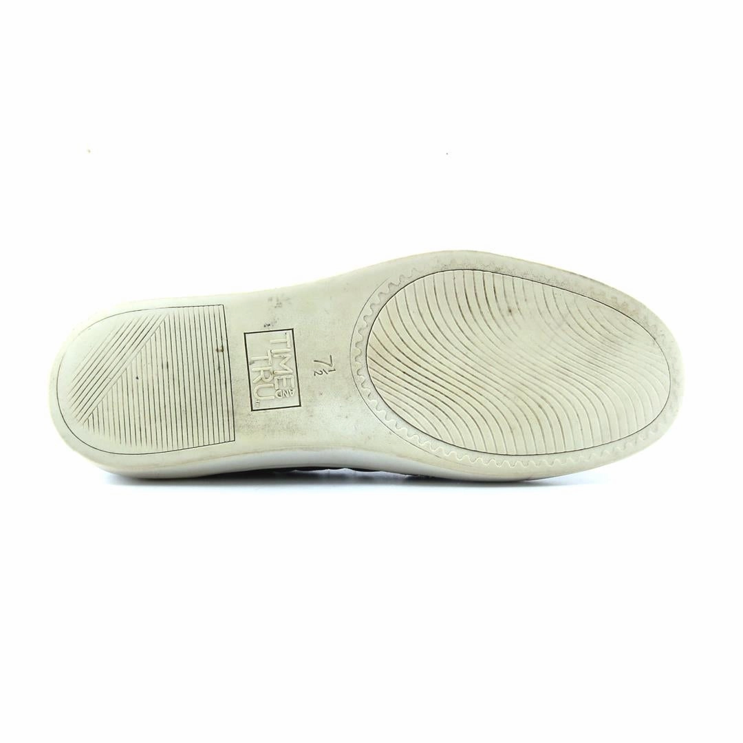 TIME AND TRU MEMORY FOAM Time And Tru casual shoe looks