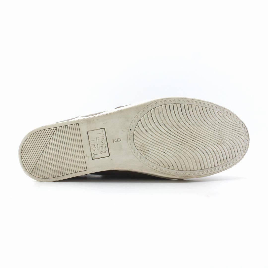 TIME AND TRU MEMORY FOAM Time And Tru casual shoe looks