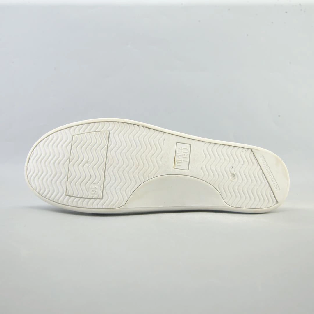 TIME AND TRU MEMORY FOAM Time And Tru casual shoe looks