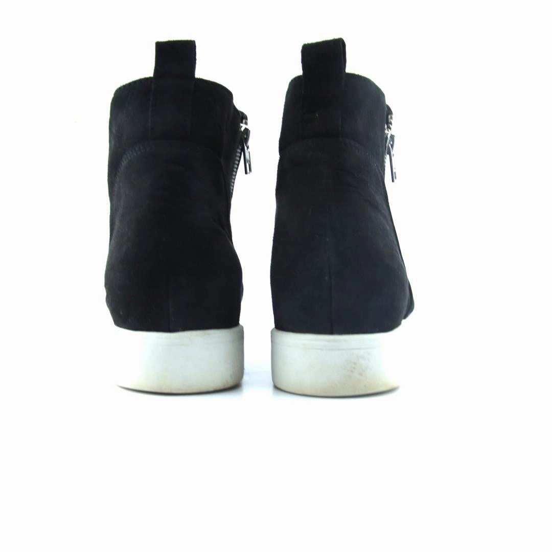 TIME AND TRU MEMORY FOAM Time And Tru casual shoe looks