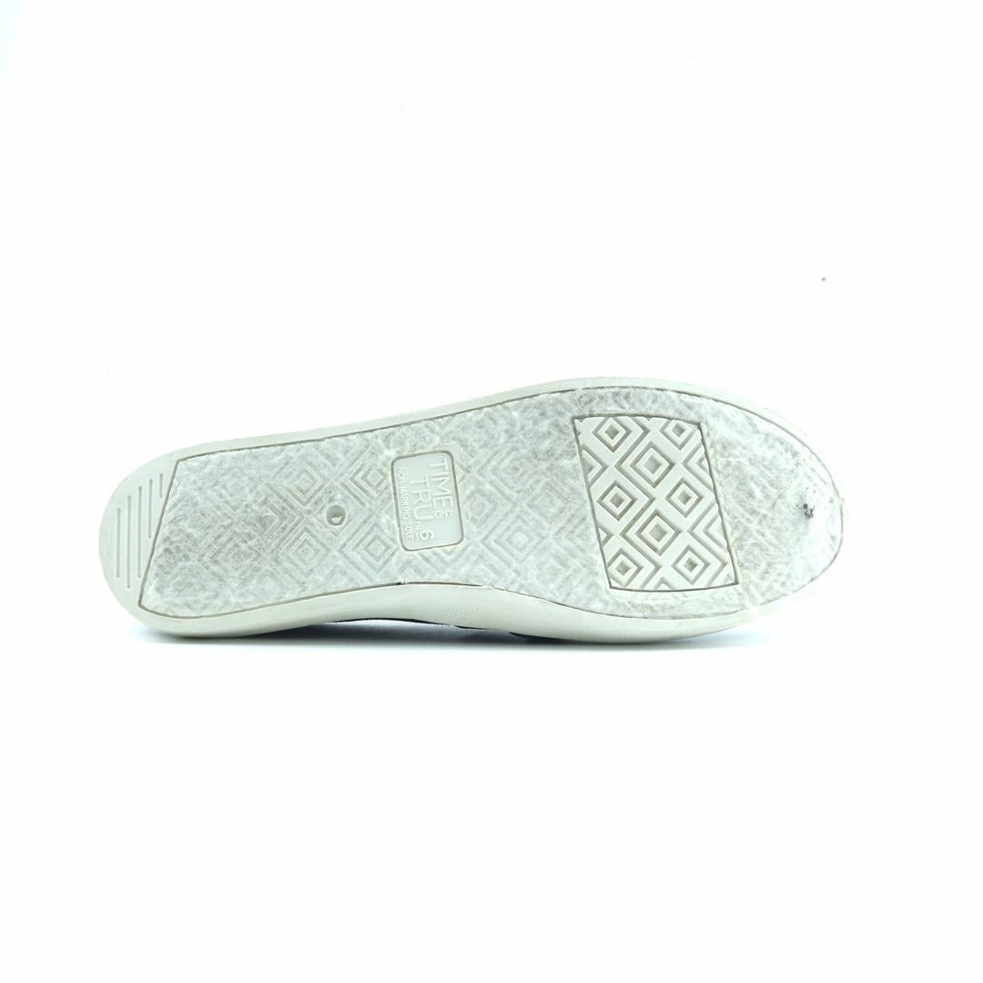 TIME AND TRU MEMORY FOAM Time And Tru casual shoe looks