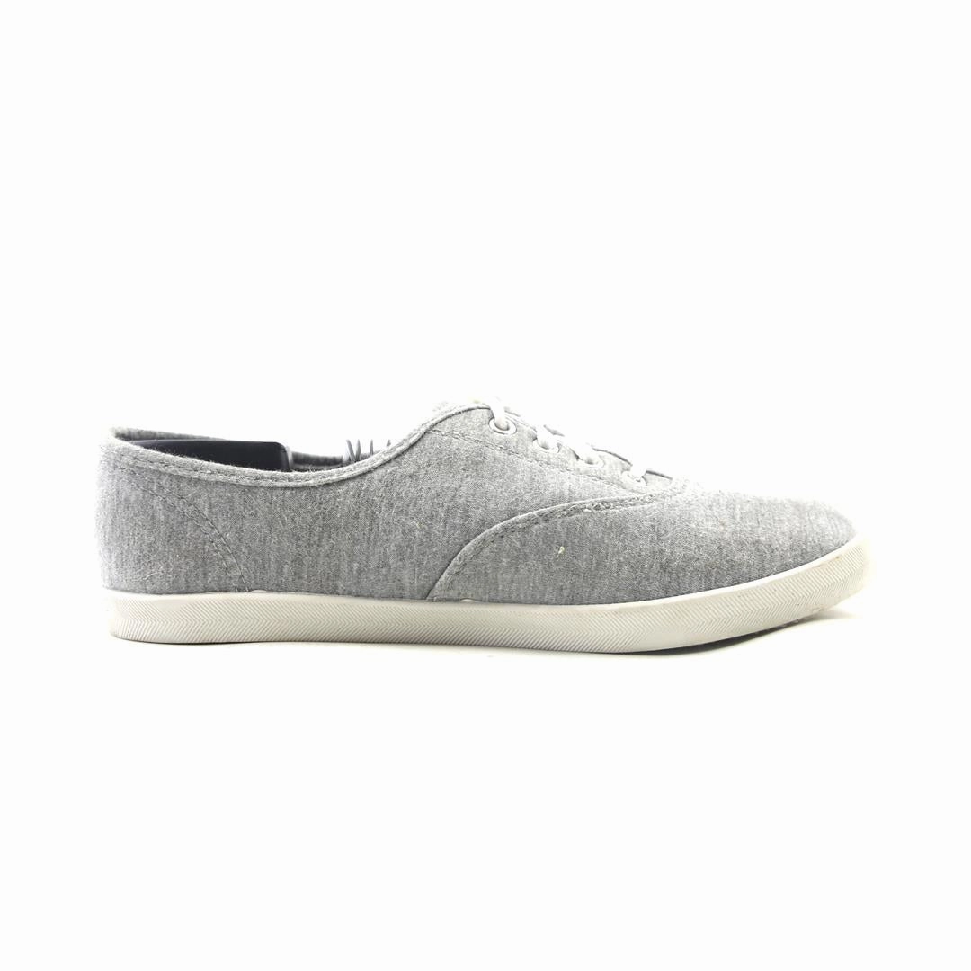 TIME AND TRU MEMORY FOAM Time And Tru casual shoe looks