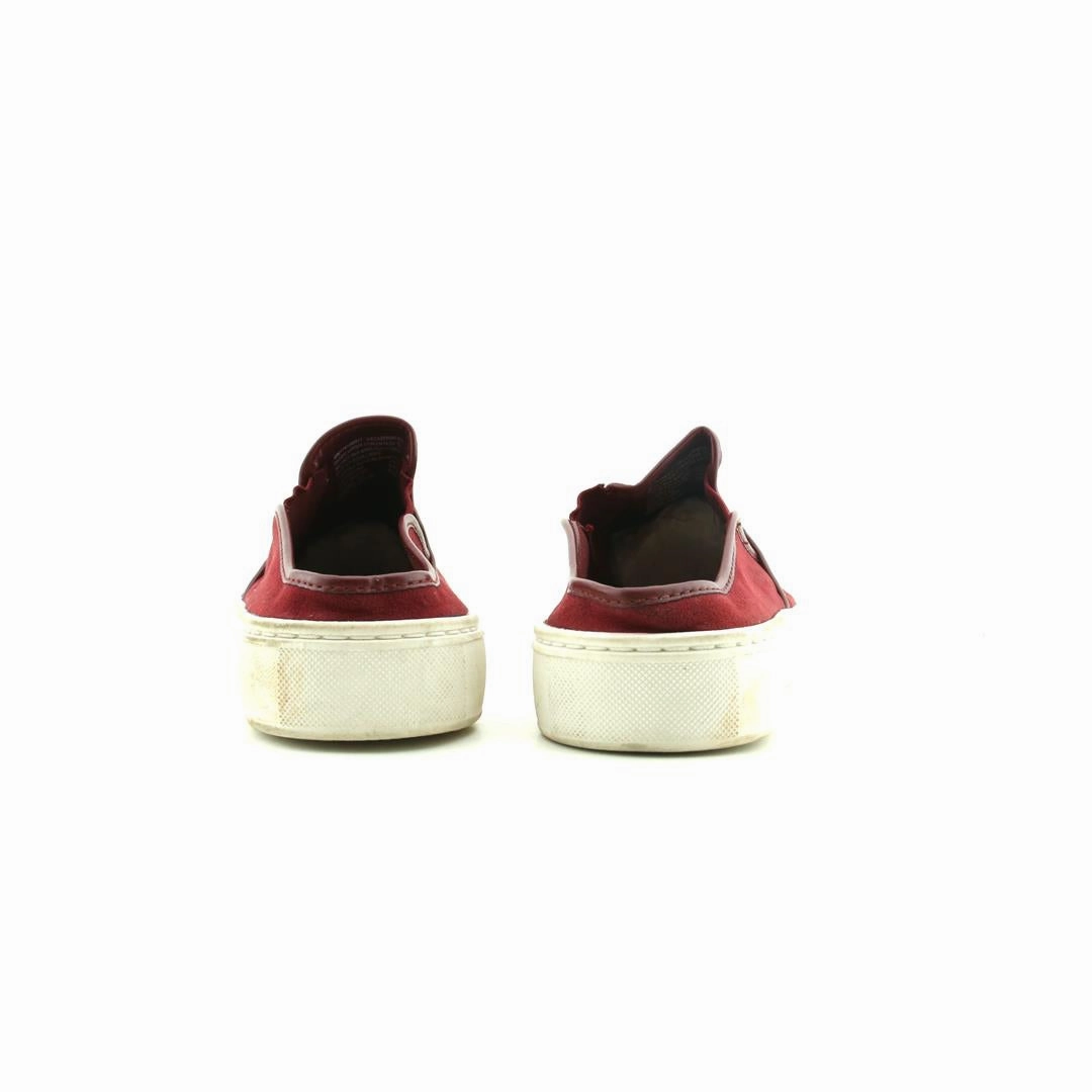 TIME AND TRU MEMORY FOAM Time And Tru casual shoe looks