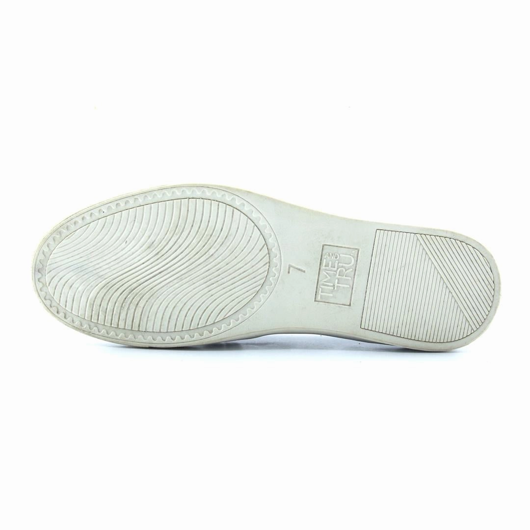 TIME AND TRU MEMORY FOAM Time And Tru casual shoe looks