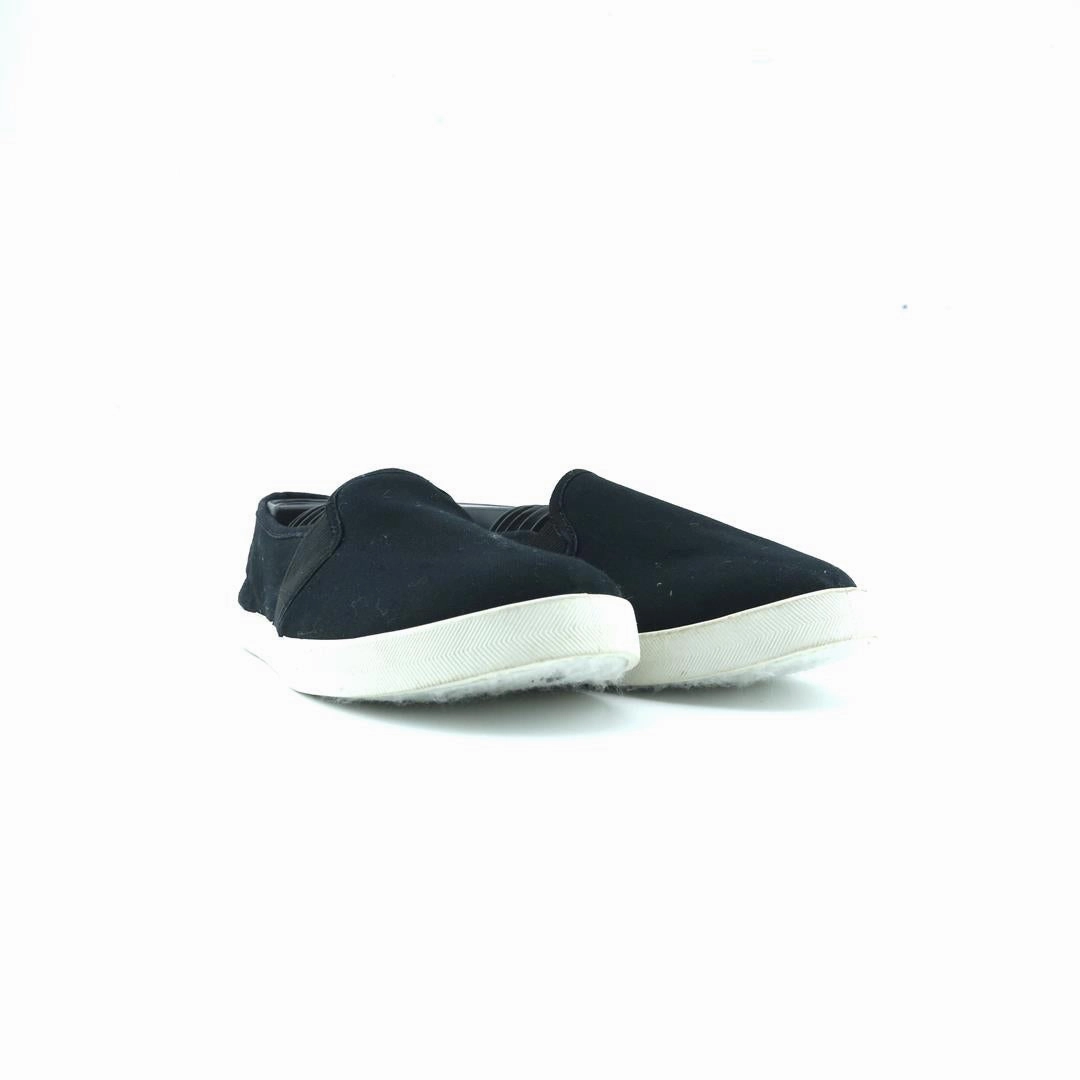 TIME AND TRU MEMORY FOAM Time And Tru casual shoe looks