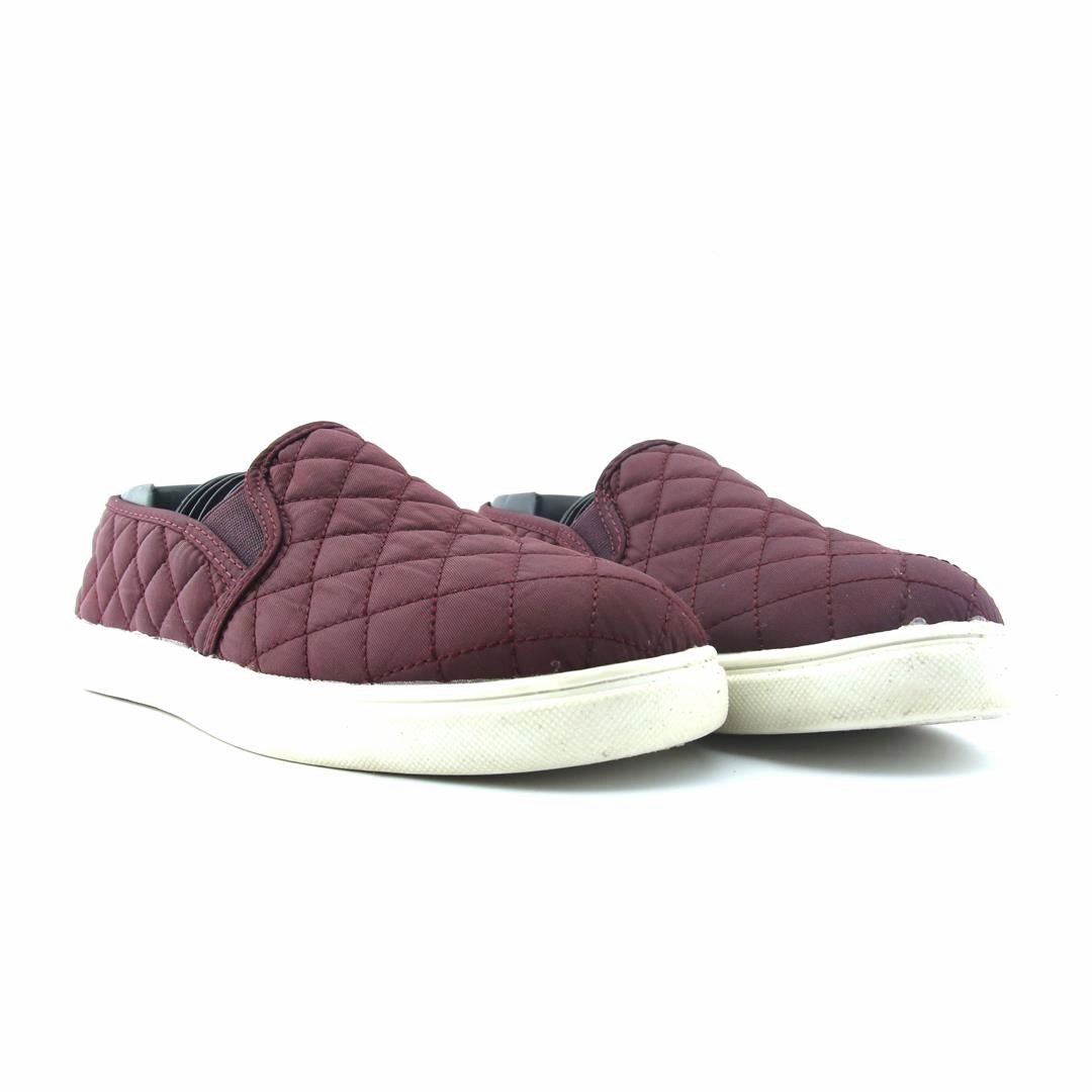 TIME AND TRU MEMORY FOAM Time And Tru casual shoe looks