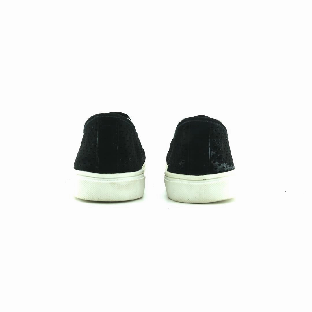 TIME AND TRU MEMORY FOAM Time And Tru casual shoe looks