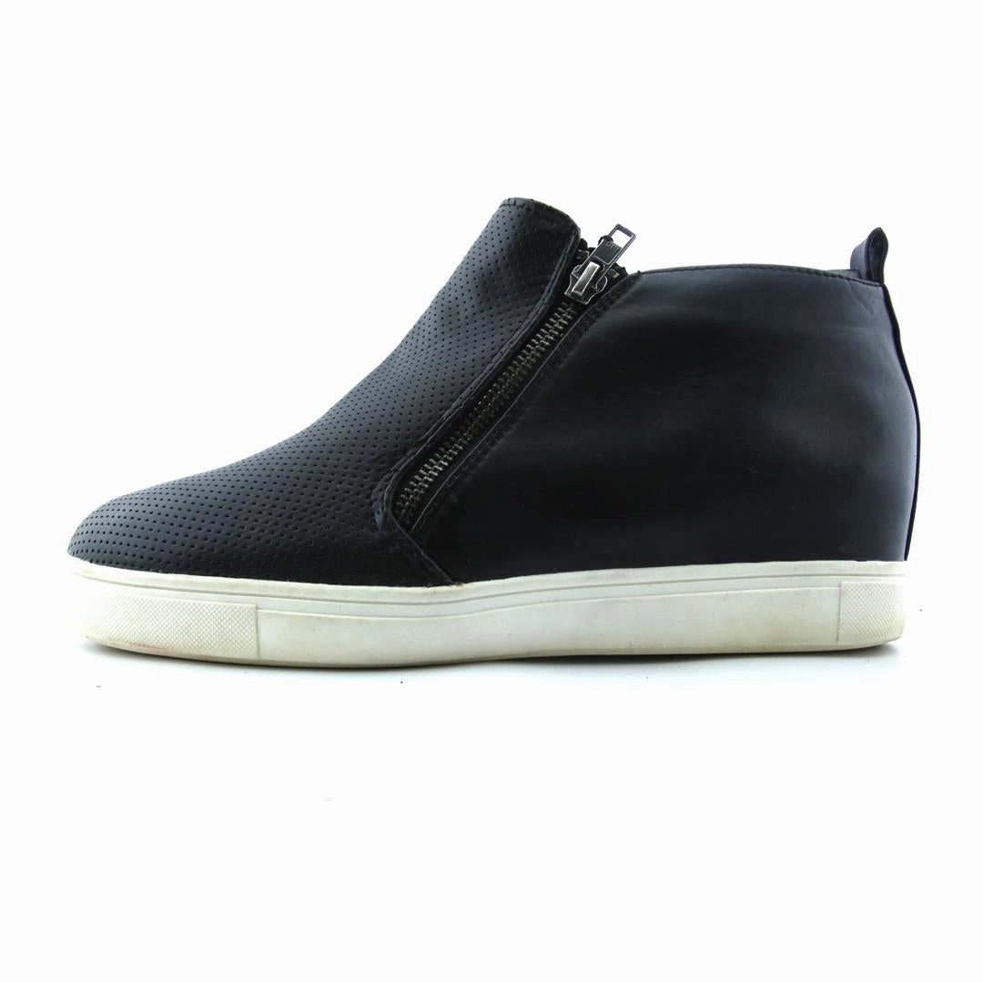 TIME AND TRU MEMORY FOAM Time And Tru everyday casual footwear