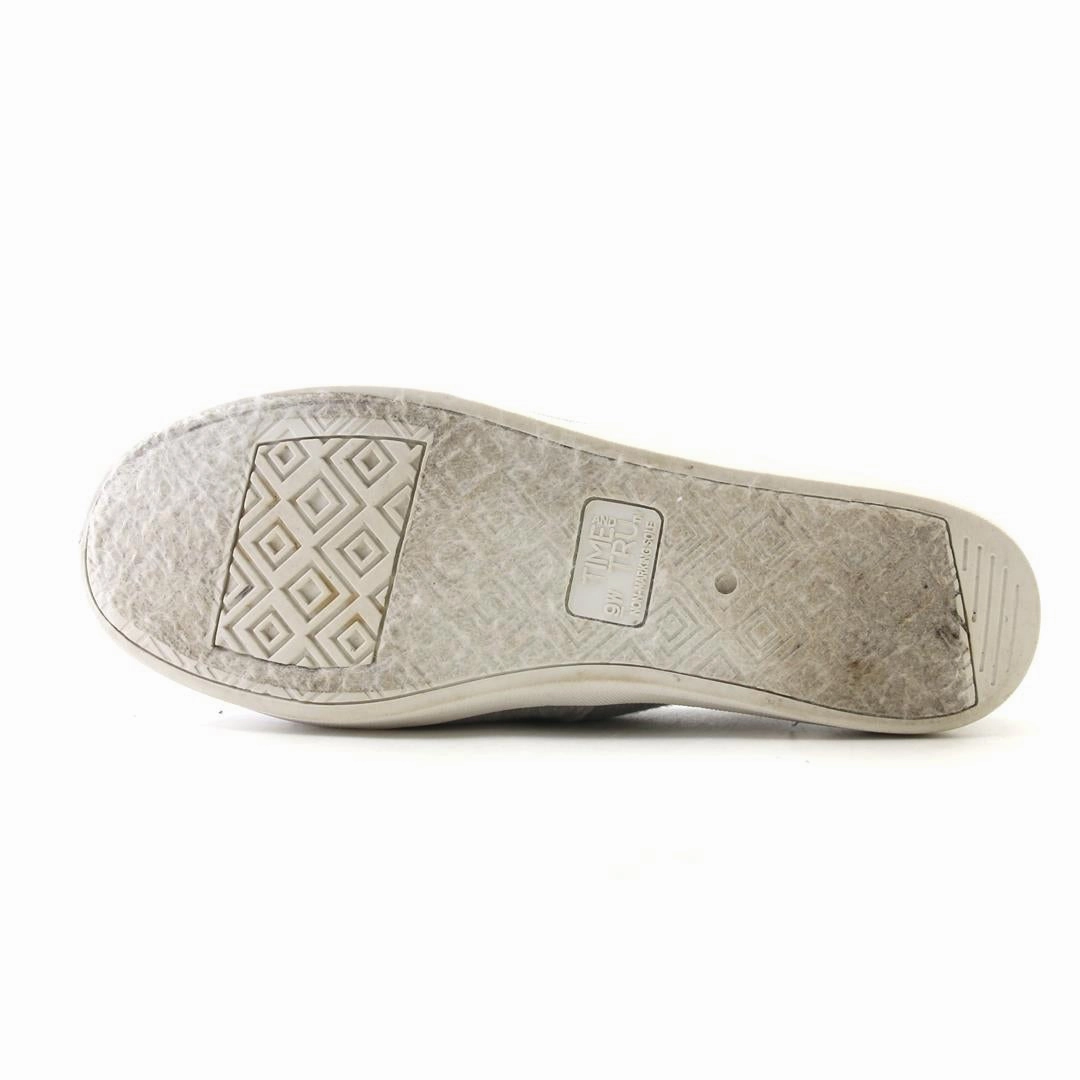 TIME AND TRU MEMORY FOAM Time And Tru casual shoe looks