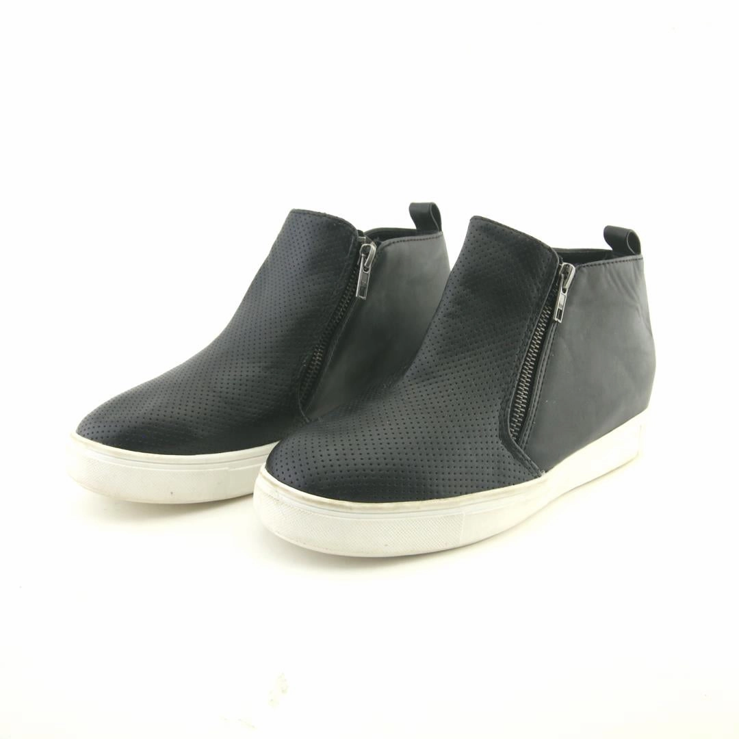 TIME AND TRU MEMORY FOAM Time And Tru everyday casual footwear