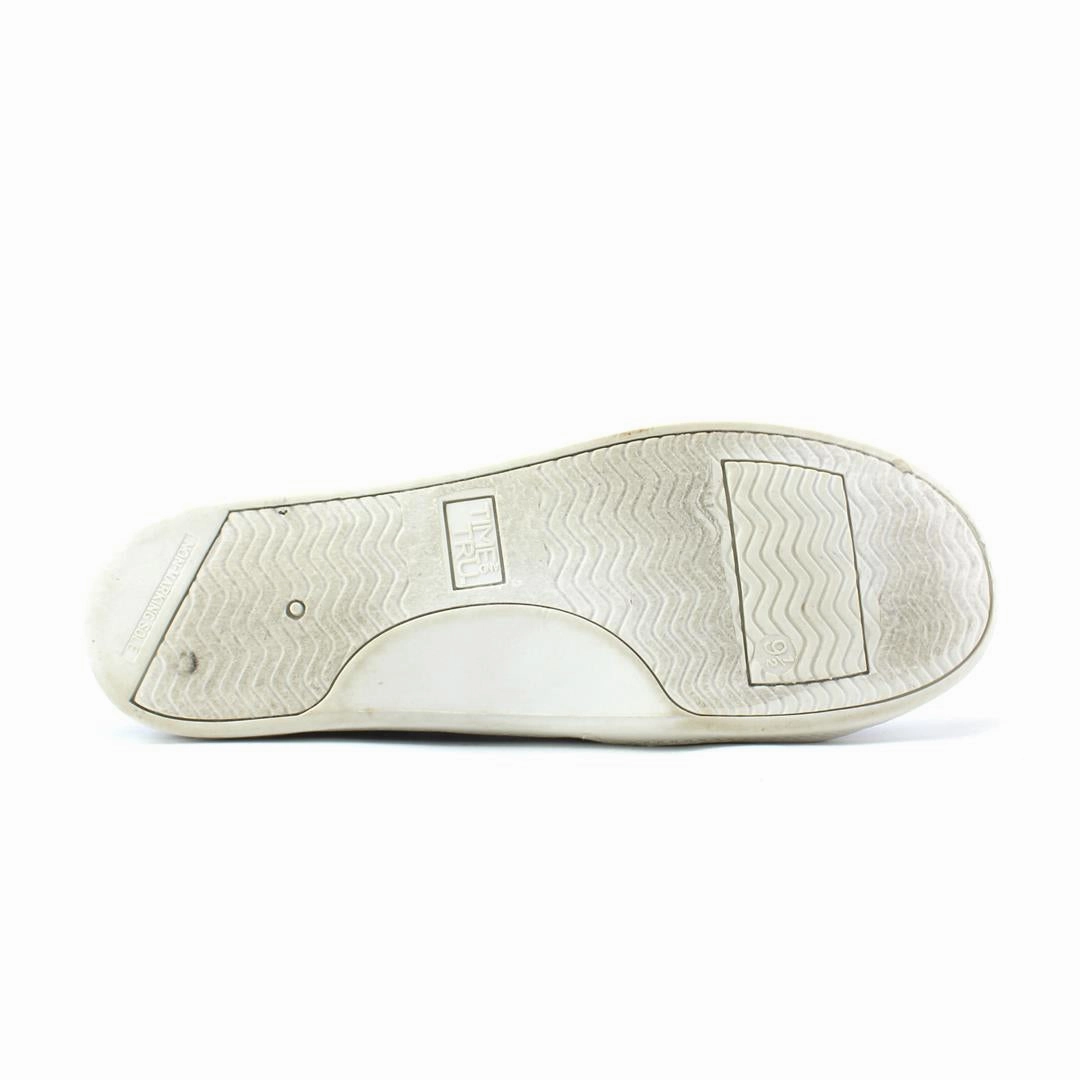 TIME AND TRU MEMORY FOAM Time And Tru casual shoe looks