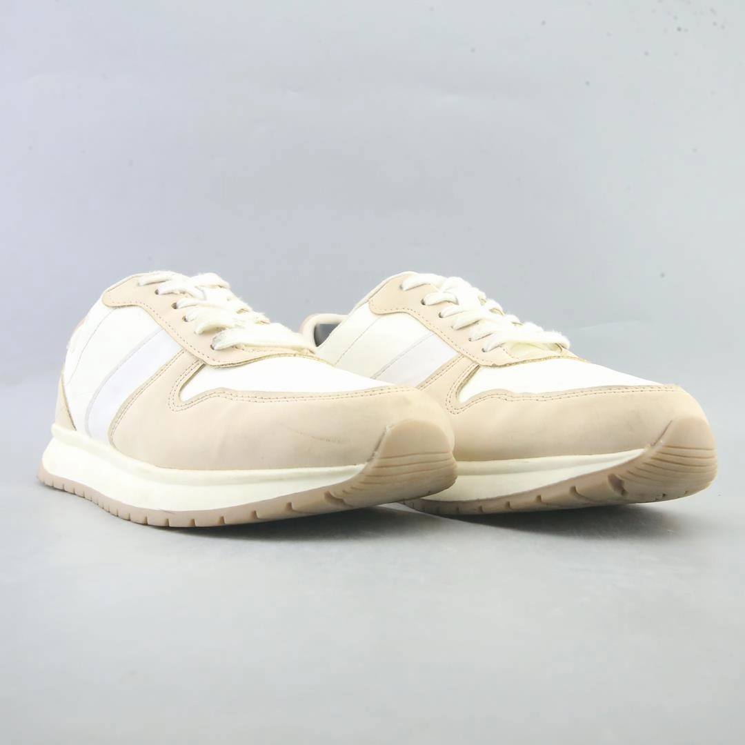 TIME AND TRU MEMORY FOAM Time And Tru casual shoe looks