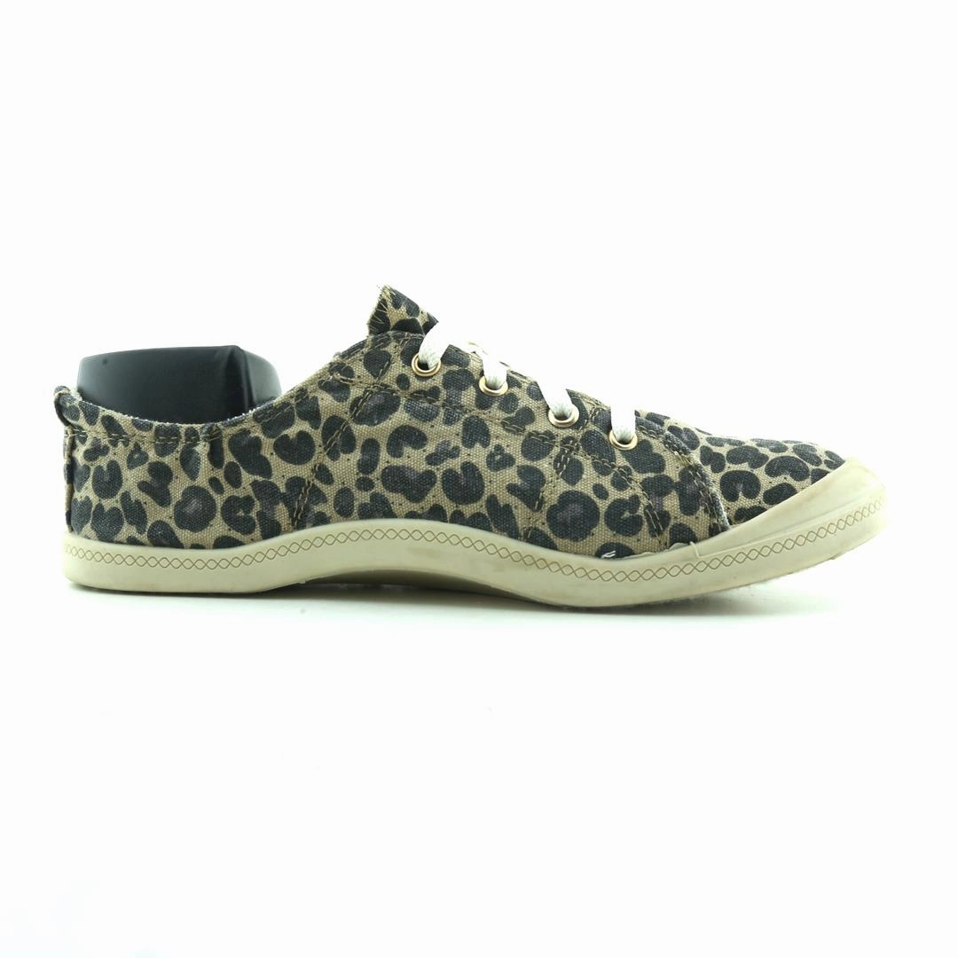 TIME AND TRU MEMORY FOAM Time And Tru casual shoe looks