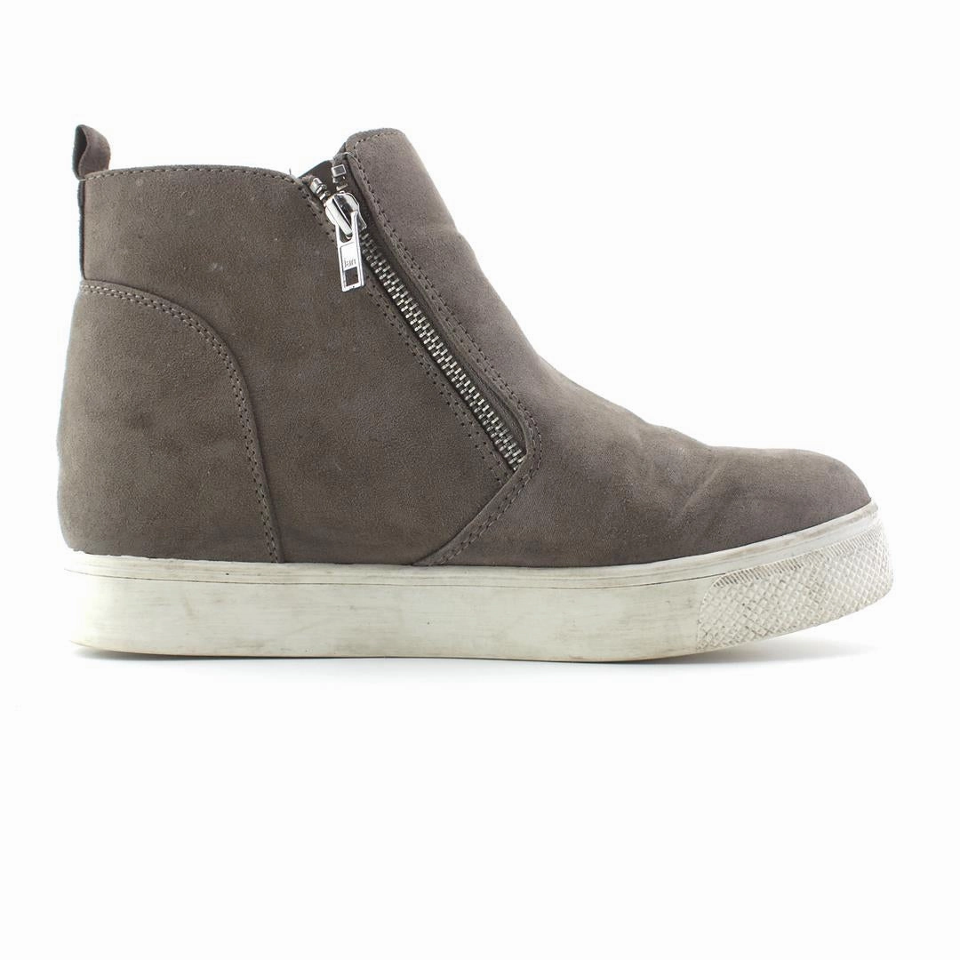 TIME AND TRU MEMORY FOAM Time And Tru casual shoe looks