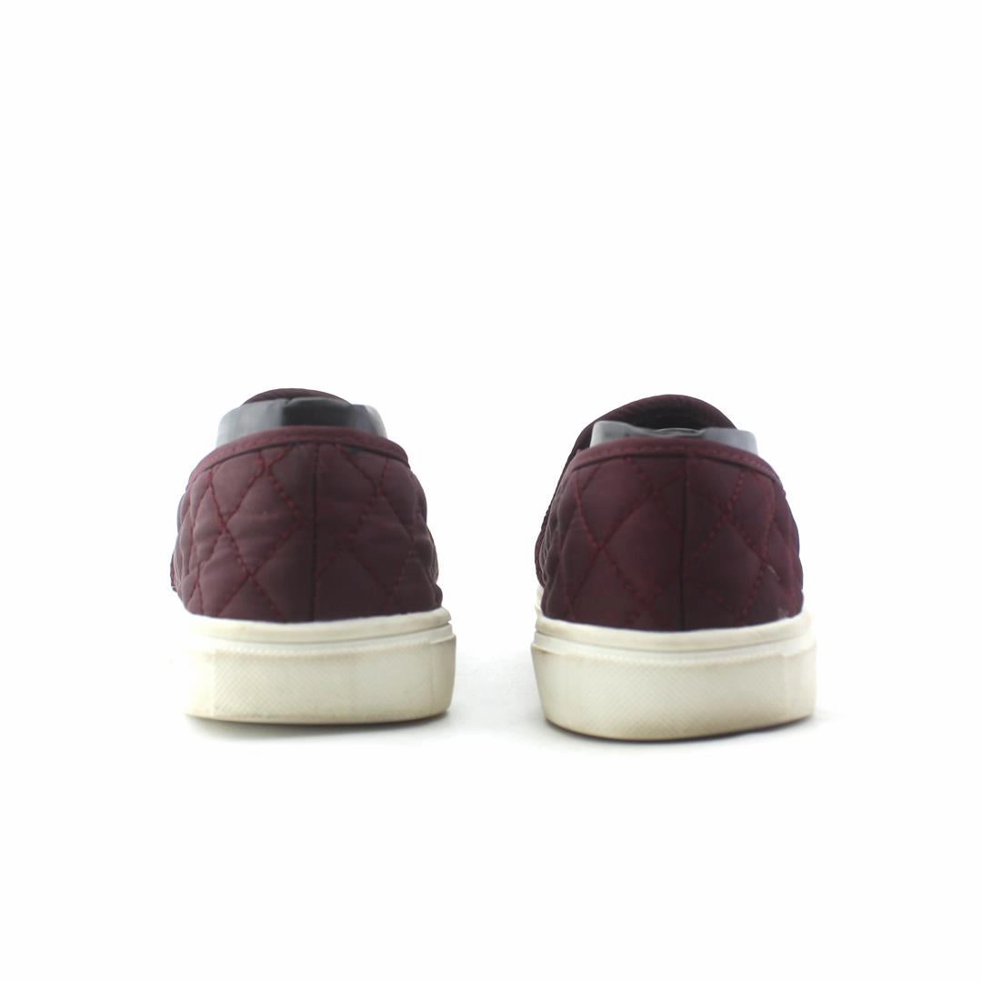 TIME AND TRU MEMORY FOAM Time And Tru casual shoe looks