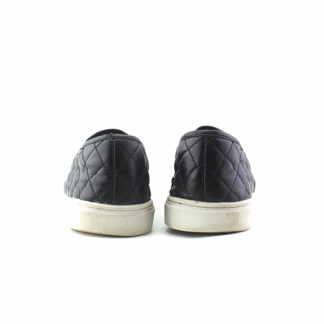 TIME AND TRU MEMORY FOAM Time And Tru casual shoe looks