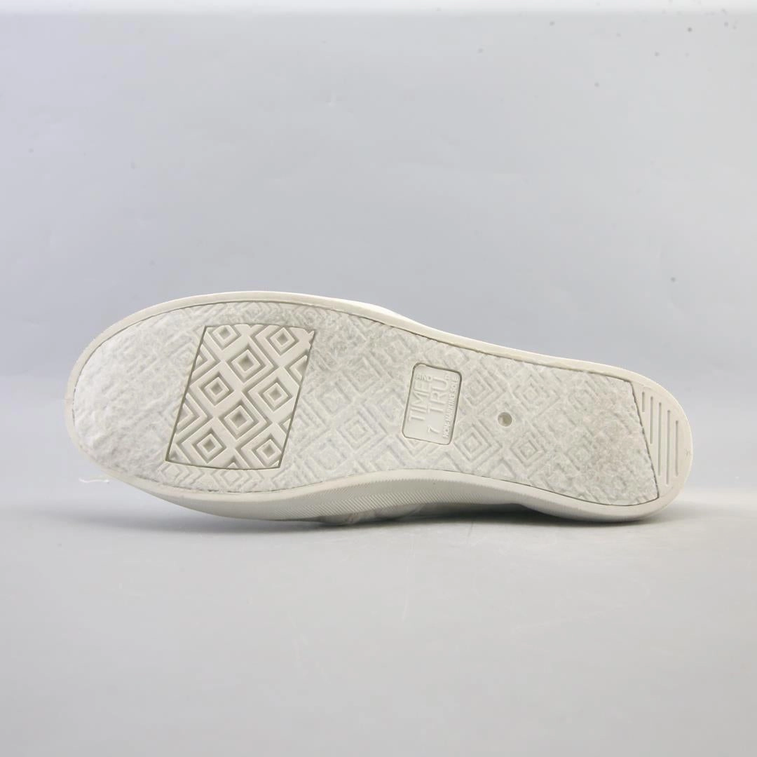 TIME AND TRU MEMORY FOAM Time And Tru casual shoe looks