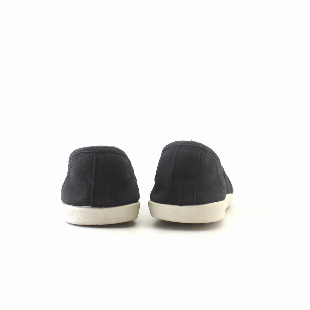 TIME AND TRU MEMORY FOAM Time And Tru casual shoe looks