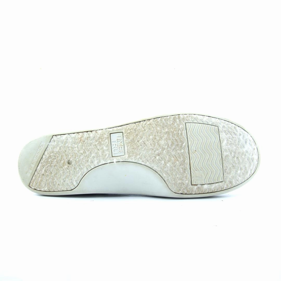 TIME AND TRU MEMORY FOAM Time And Tru casual shoe looks