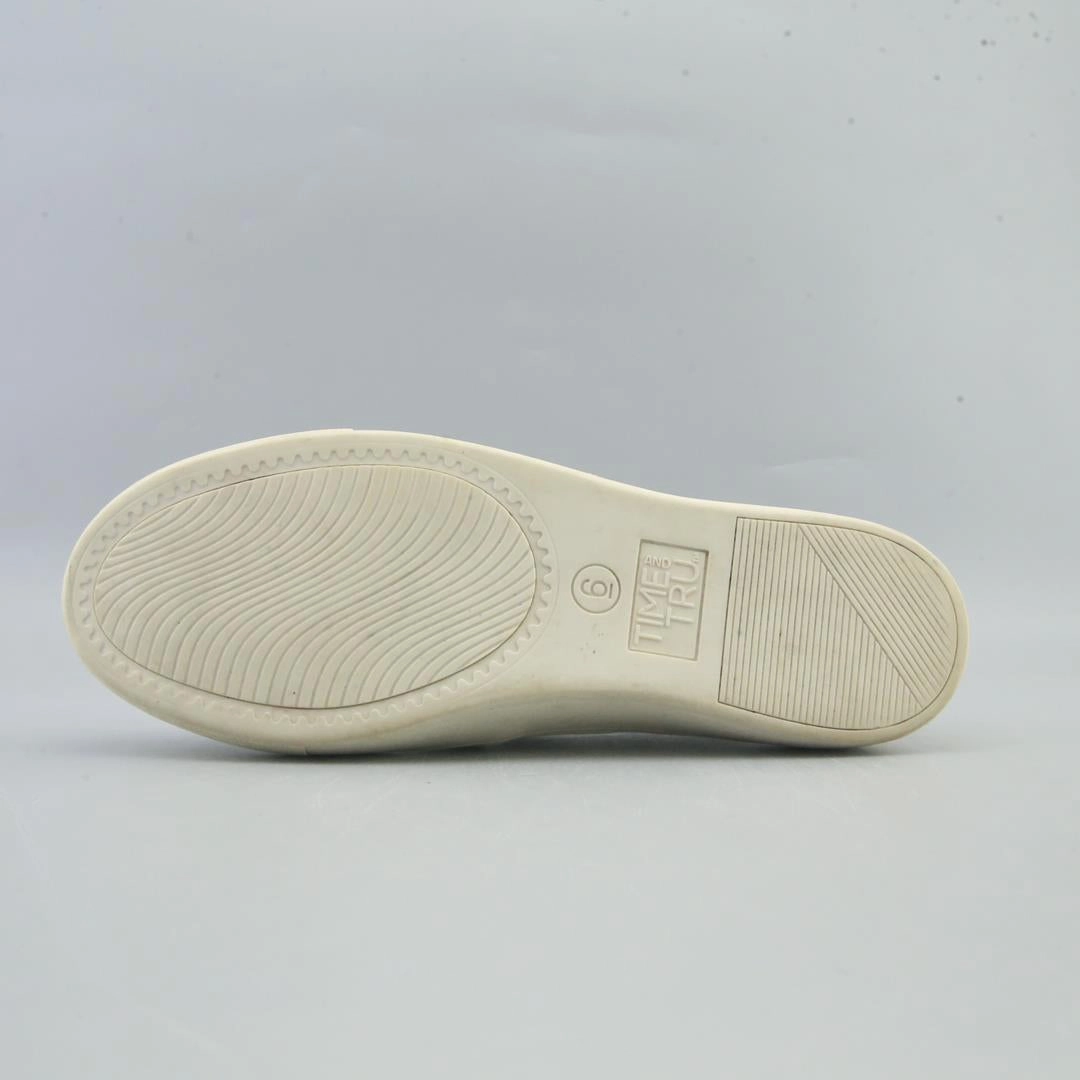 TIME AND TRU MEMORY FOAM Time And Tru casual shoe looks