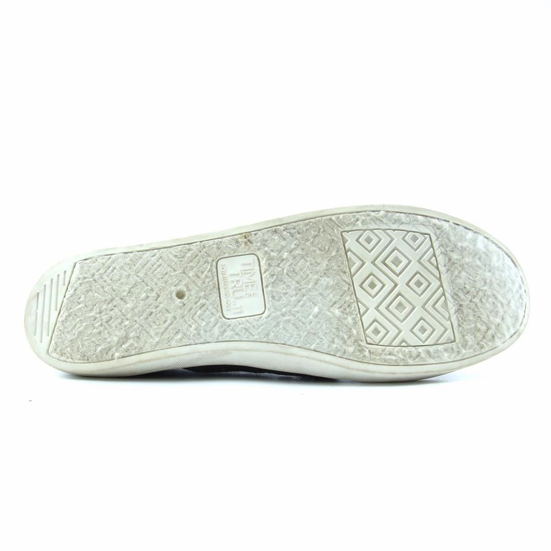 TIME AND TRU MEMORY FOAM Time And Tru casual shoe looks