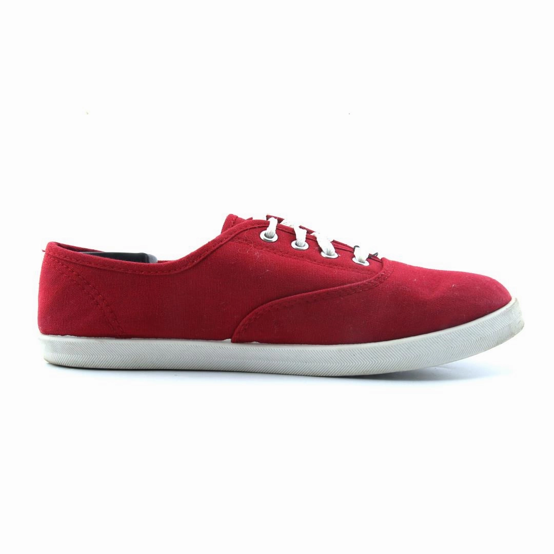 TIME AND TRU MEMORY FOAM Time And Tru casual shoe looks