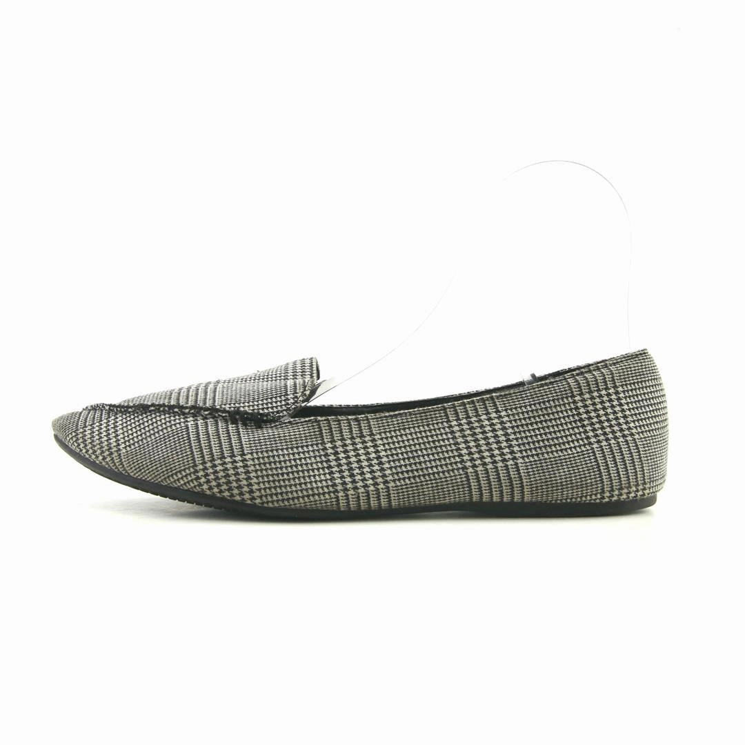 TIME AND TRU MEMORY FOAM Time And Tru casual shoe looks