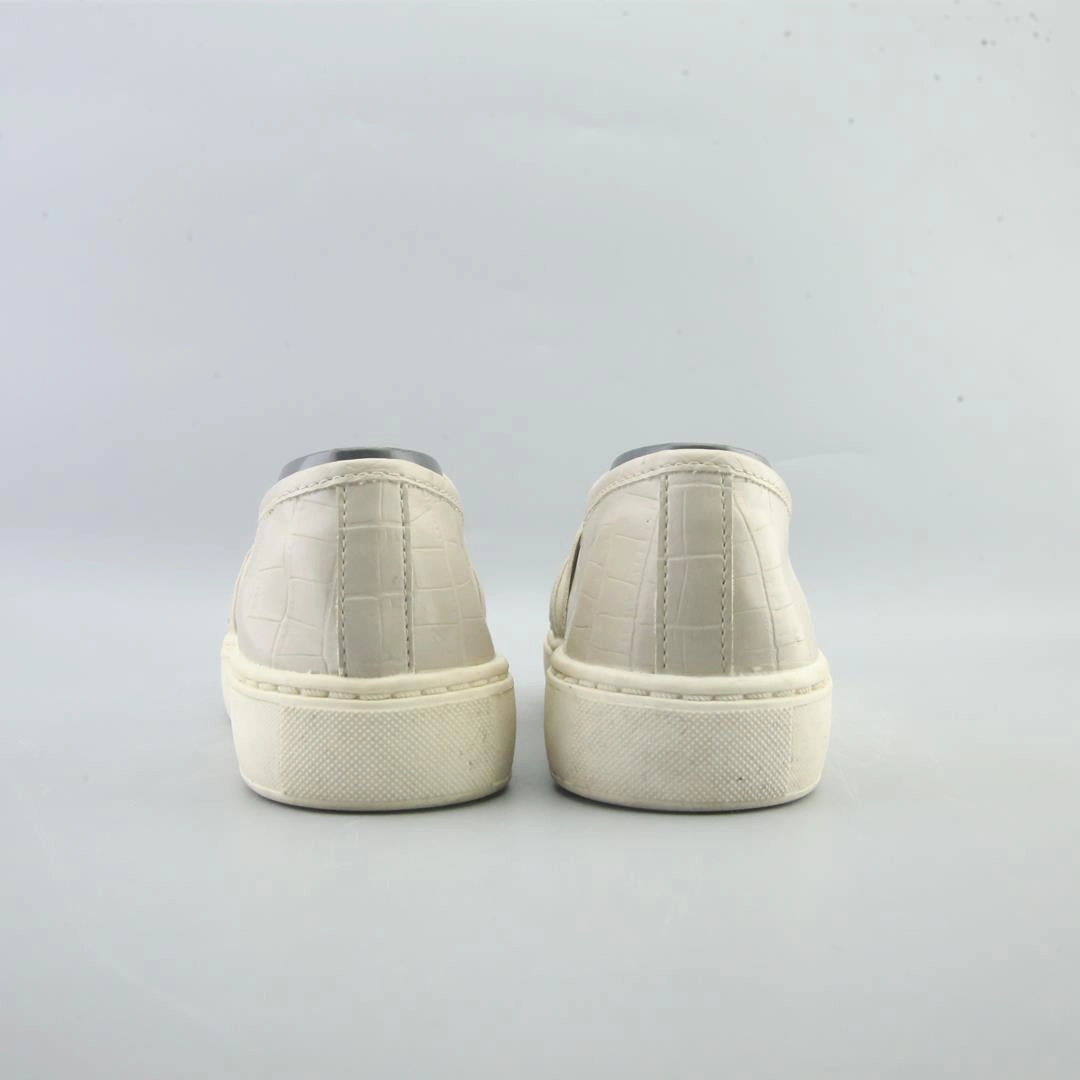 TIME AND TRU MEMORY FOAM Time And Tru casual shoe looks