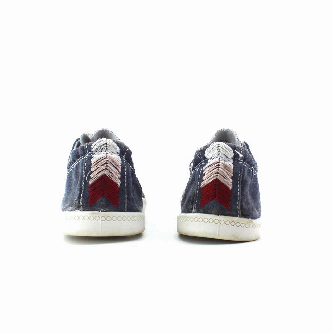 TIME AND TRU MEMORY FOAM Time And Tru casual shoe looks