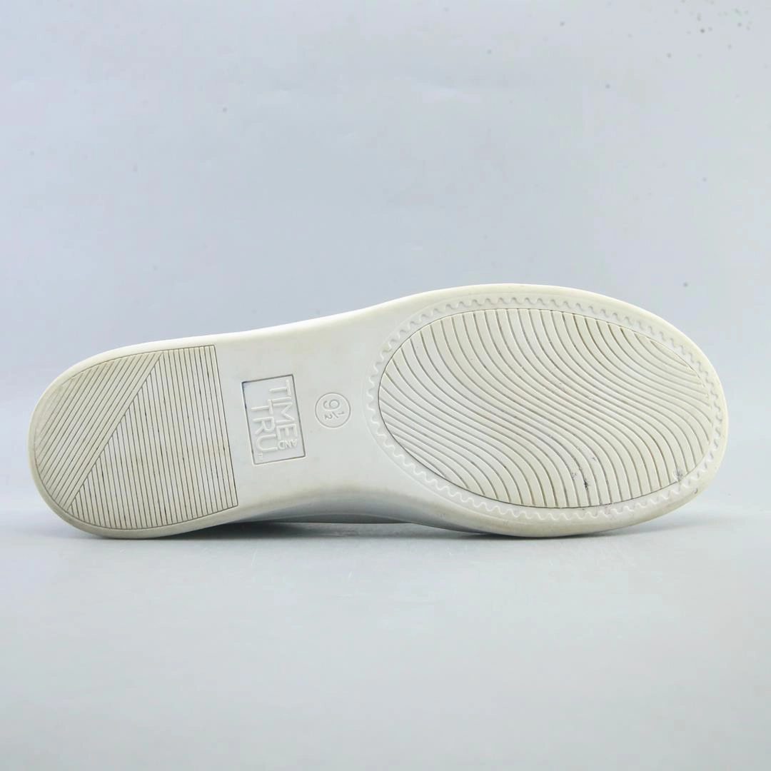 TIME AND TRU MEMORY FOAM Time And Tru casual shoe looks