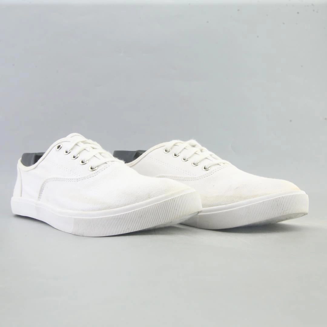 TIME AND TRU MEMORY FOAM Time And Tru casual shoe looks
