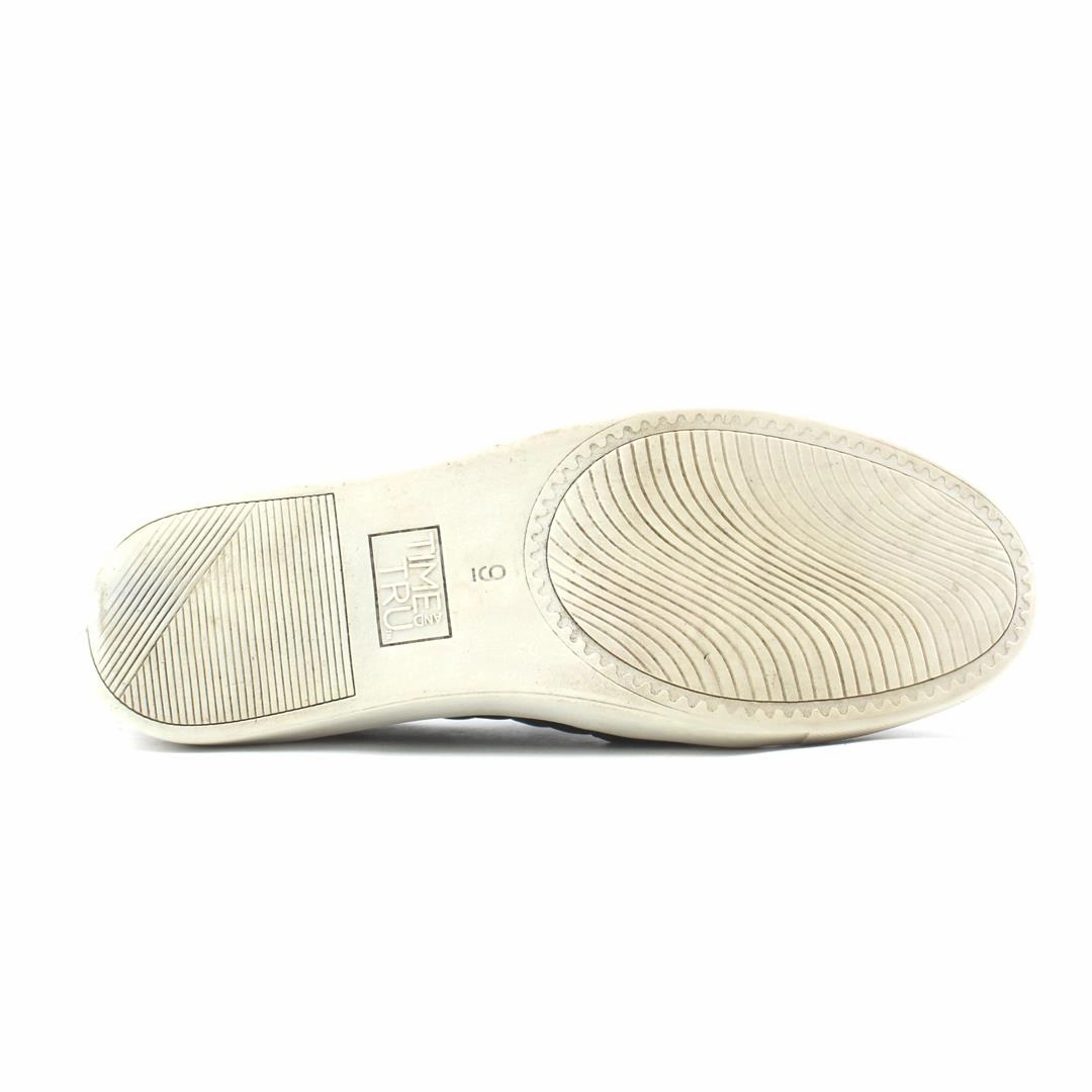 TIME AND TRU MEMORY FOAM Time And Tru casual shoe looks