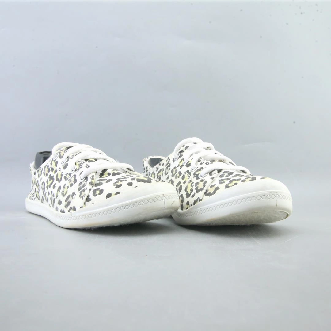 TIME AND TRU MEMORY FOAM Time And Tru casual shoe looks