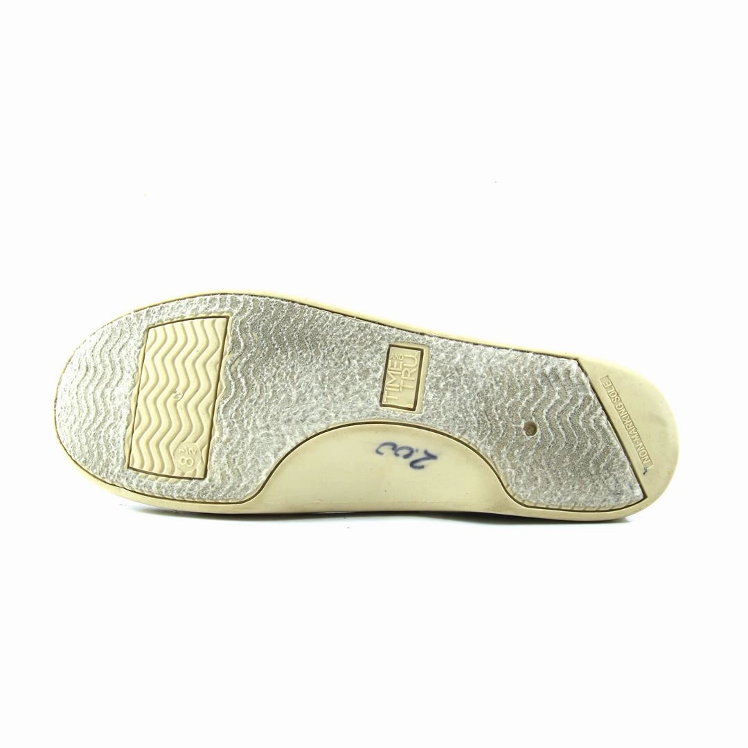TIME AND TRU MEMORY FOAM Time And Tru casual shoe looks