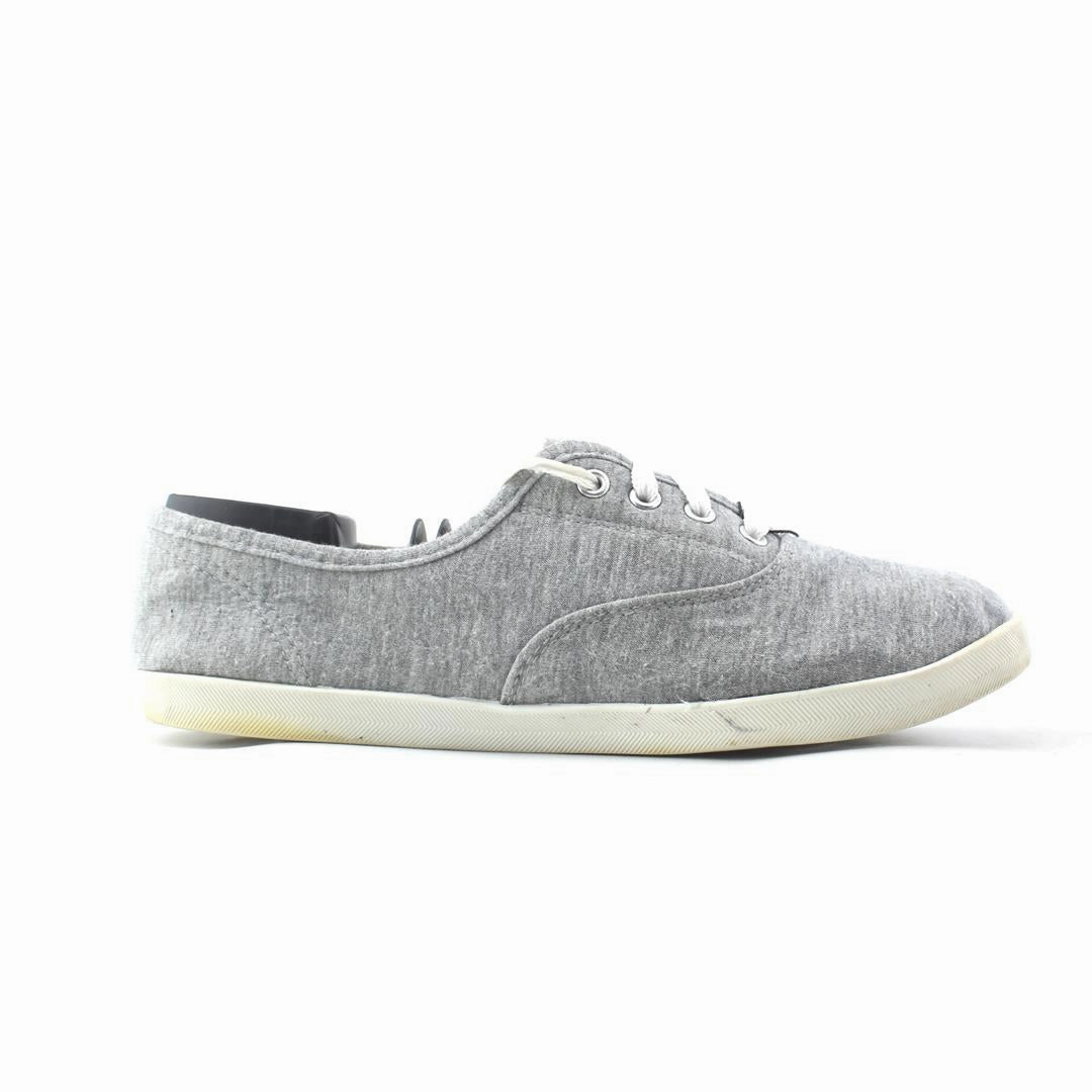 TIME AND TRU MEMORY FORM Time And Tru casual shoe looks