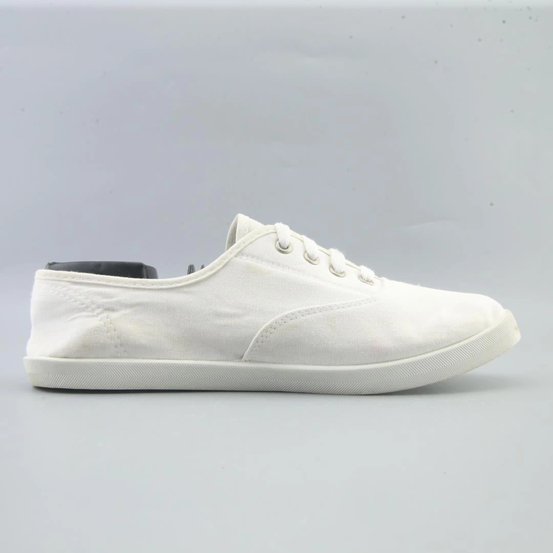 TIME AND TRU MEMORY FORM Time And Tru casual shoe looks