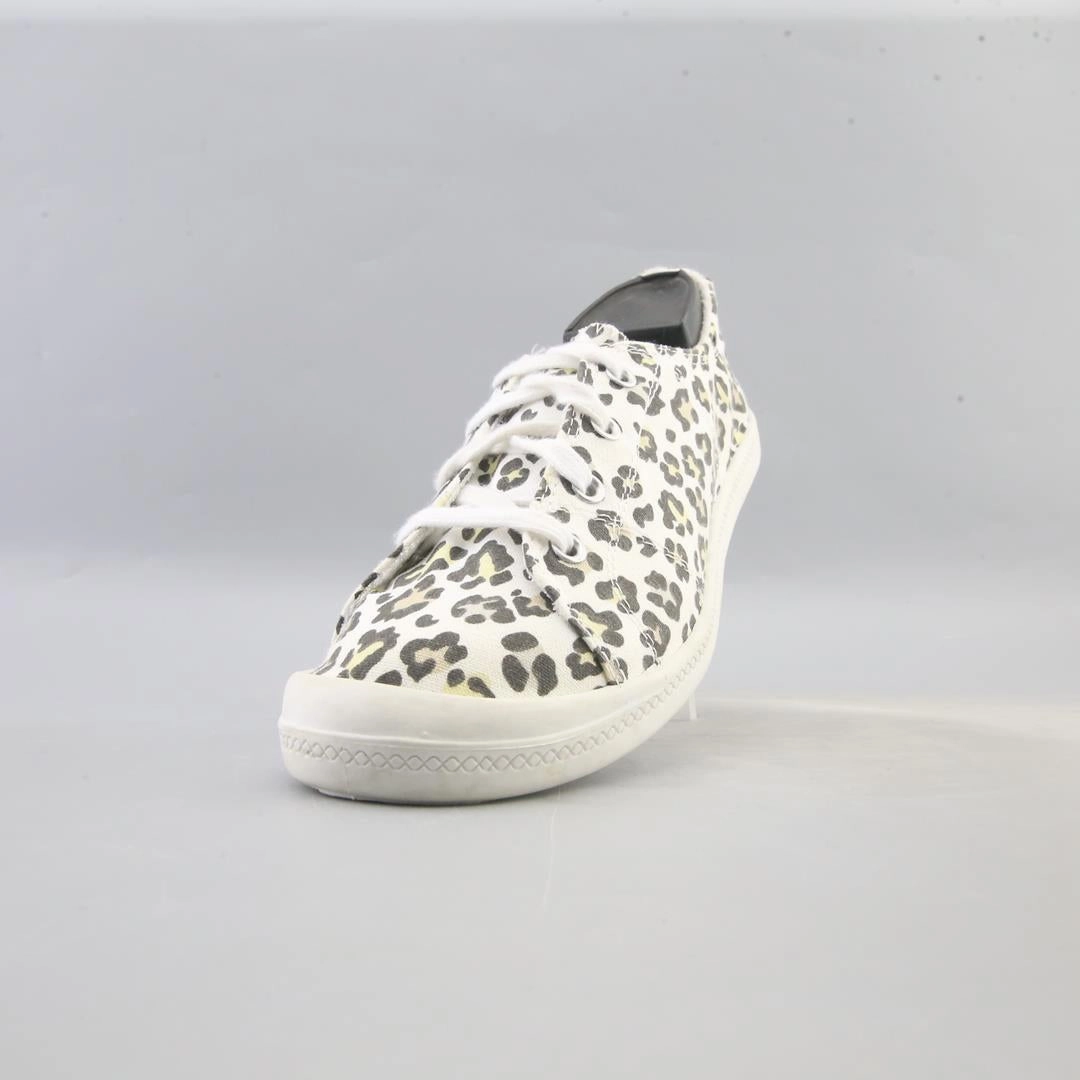 TIME AND TRU MEMORY FORM Time And Tru casual shoe looks