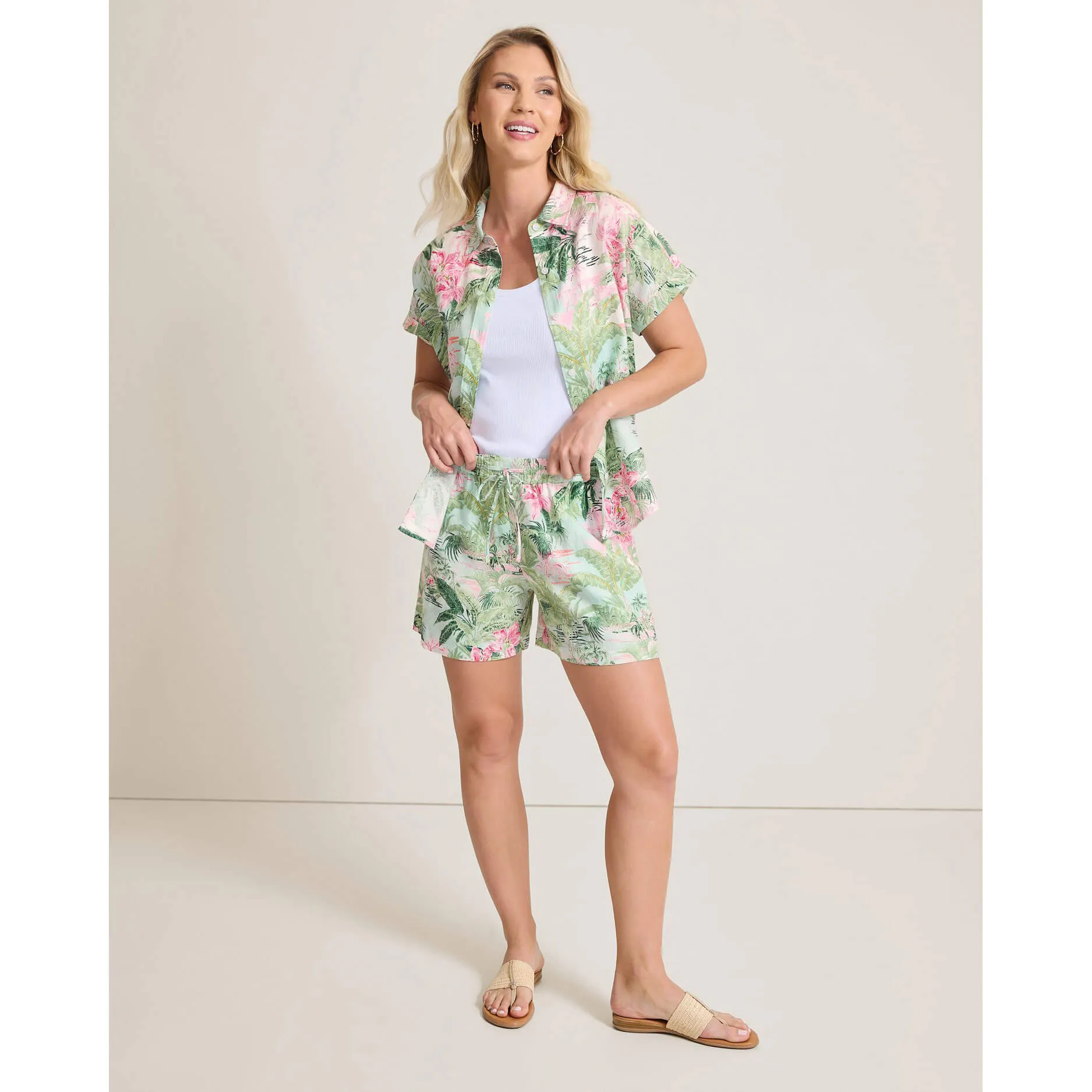 Tommy Bahama Women's Garden Villa Easy Linen Shorts - Canal Blue Tommy Bahama Clothing