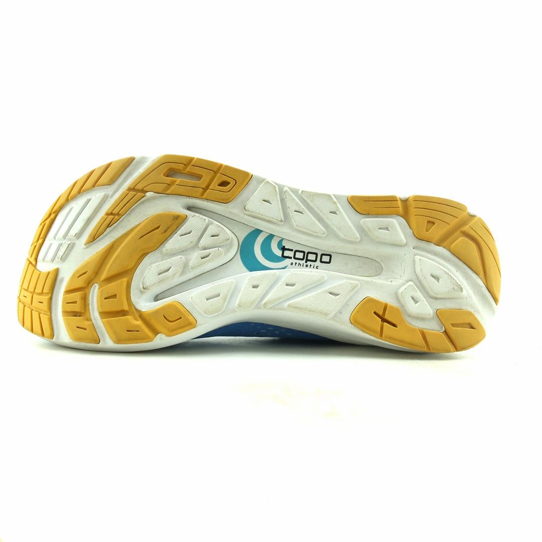 TOPO ATHLETIC CYCLONE Topo athletic shoe designs