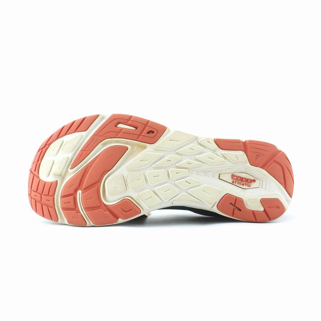 TOPO ATHLETIC MAGNIFLY 3 Topo athletic shoe designs