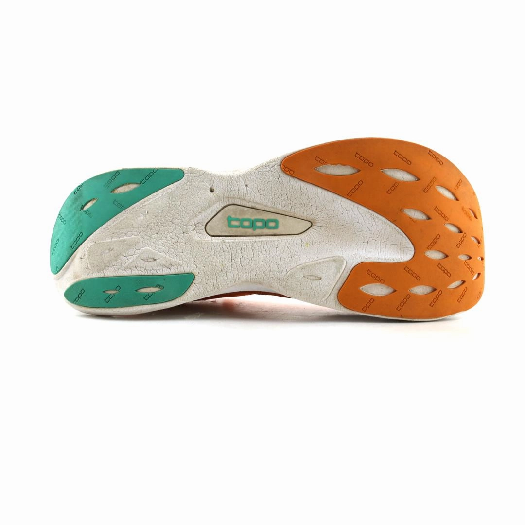 TOPO ATHLETIC  SPECTER Topo athletic shoe designs
