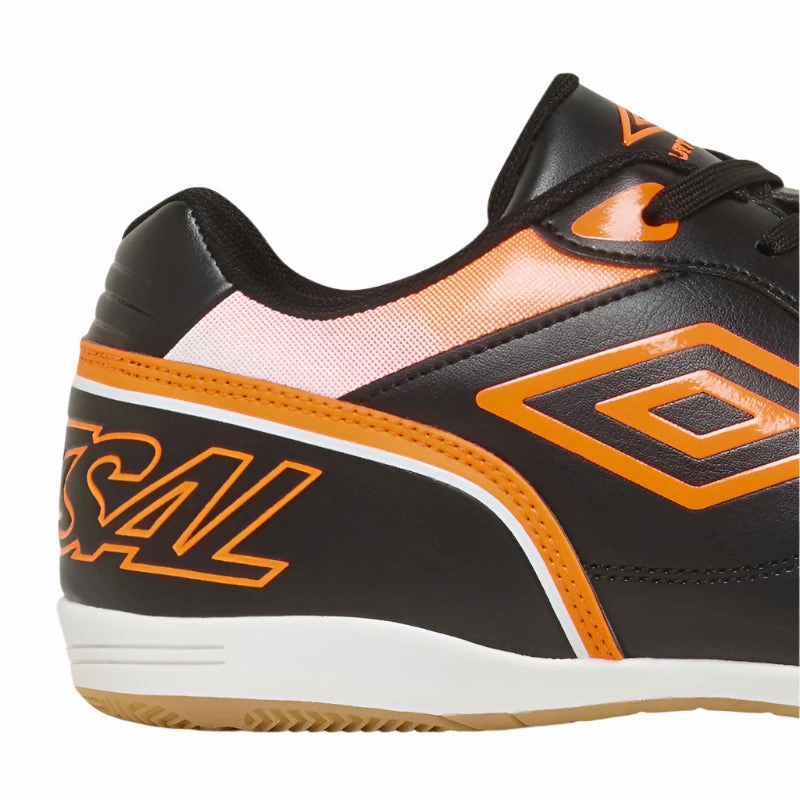 Umbro Sala CTRL Adults Indoor Football Boots Indoor Soccer & Turf Boots specialized sports footwear