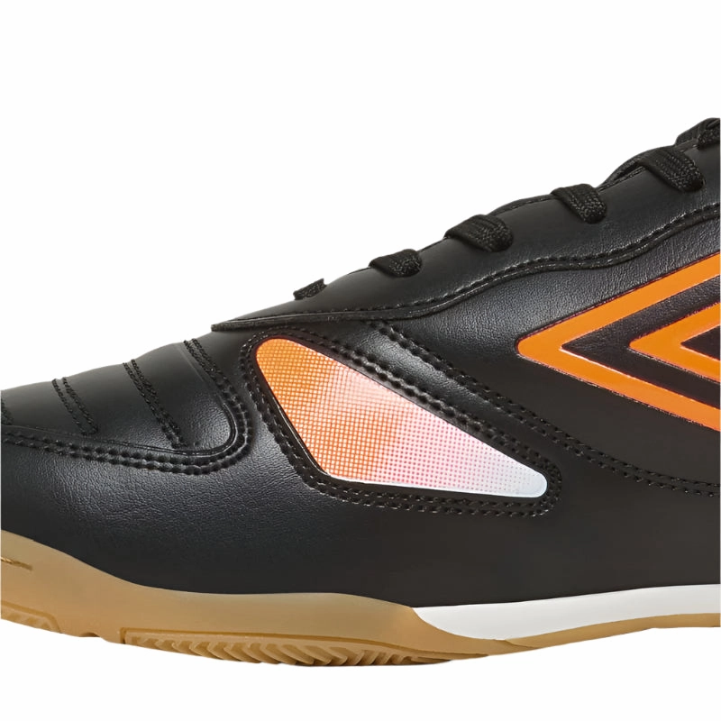Umbro Sala CTRL Adults Indoor Football Boots Indoor Soccer & Turf Boots specialized sports footwear