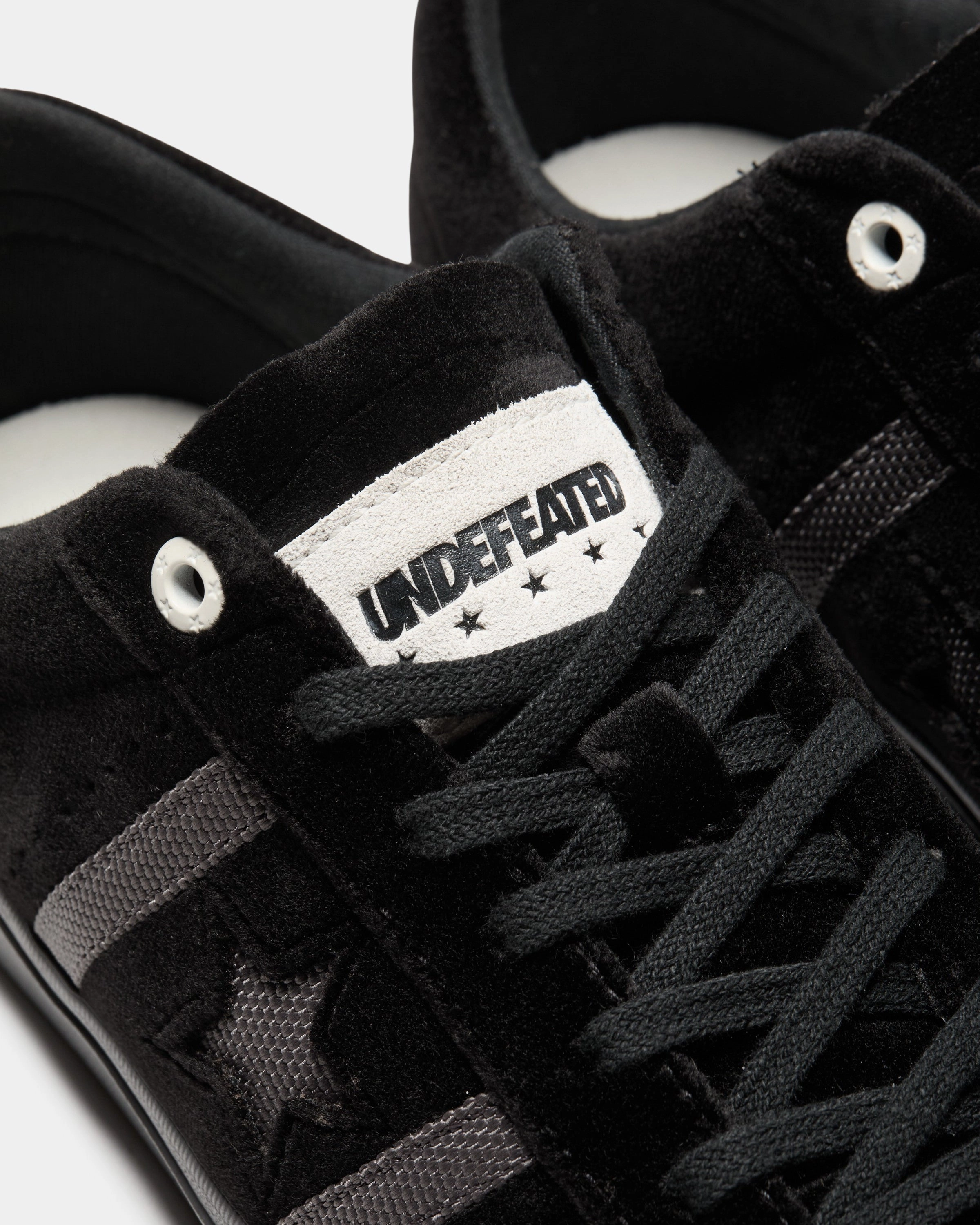 UNDEFEATED X CONVERSE ONE STAR ACADEMY PRO OX - BLACK Womens vintage sneakers