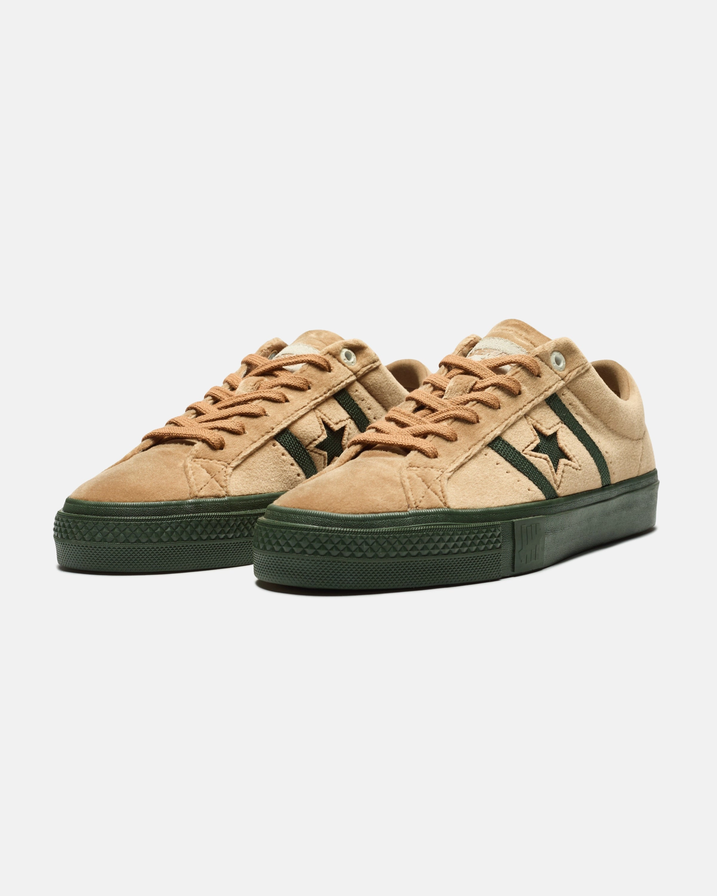 UNDEFEATED X CONVERSE ONE STAR ACADEMY PRO OX - BROWN Classic Chuck sneakers