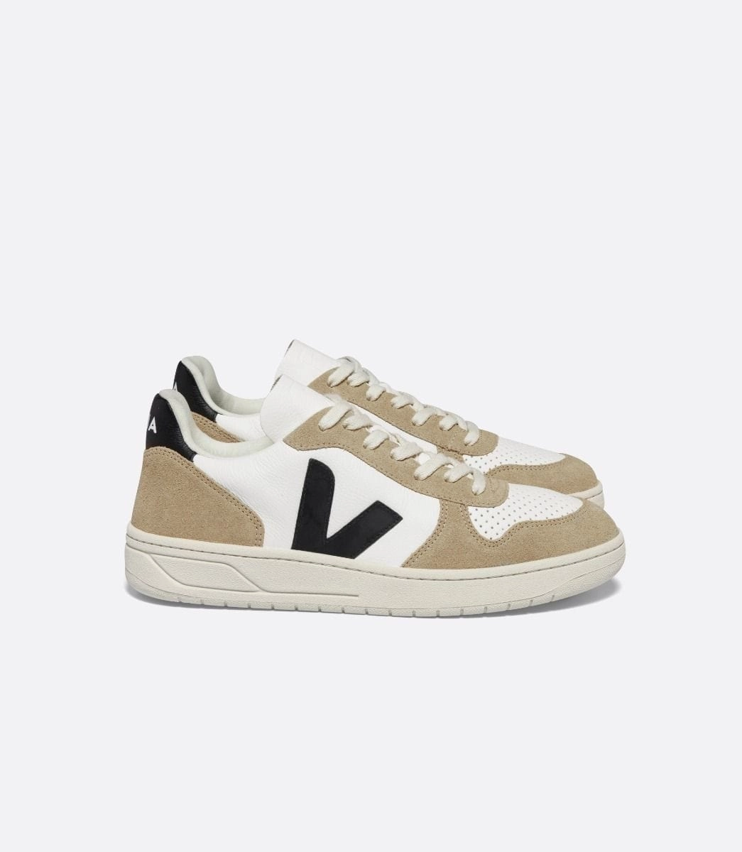 V-10 Chromefree Leather Veja eco-friendly sneakers