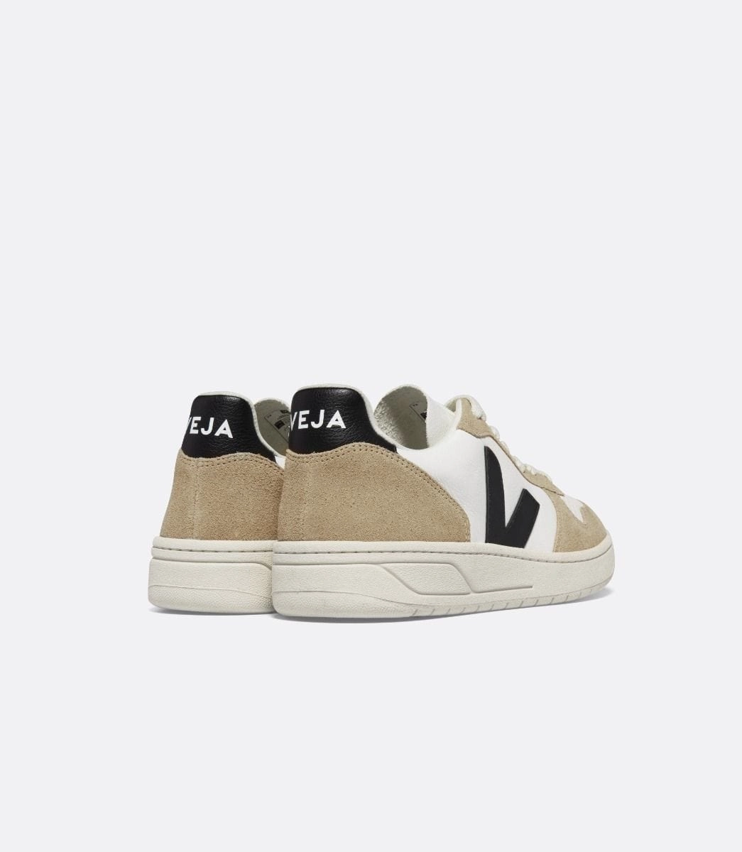 V-10 Chromefree Leather Veja eco-friendly sneakers