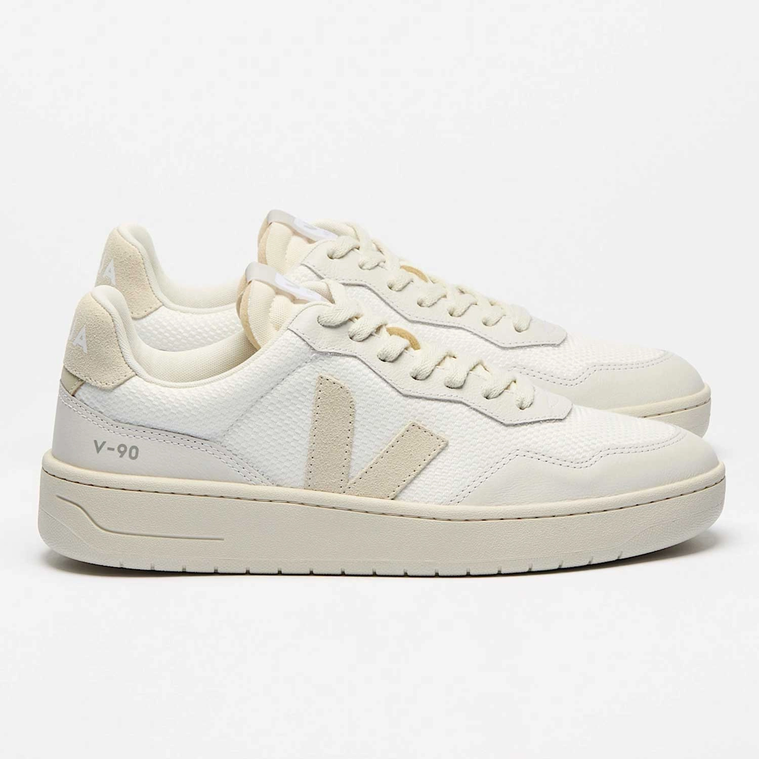 V-90 B-Mesh Sneaker Veja eco-friendly sneakers