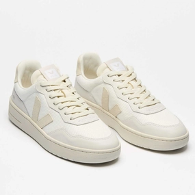 V-90 B-Mesh Sneaker Veja eco-friendly sneakers with minimalist look